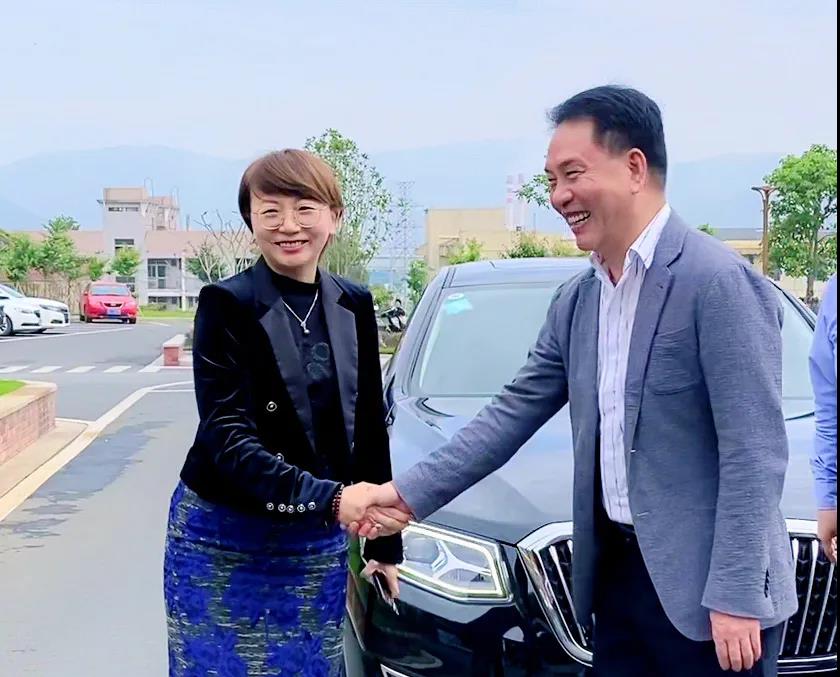 春风又绿江南岸 书生扬帆立潮头——福清市人民政府副市长潘俏黎一行到福州市书生实验学校调研